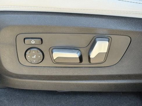 Used 2026 BMW X5 sDrive40i w/ M Sport Package RWD image 21