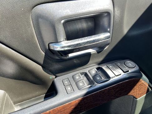 Used 2015 GMC Sierra 1500 SLE AWD/4WD image 16