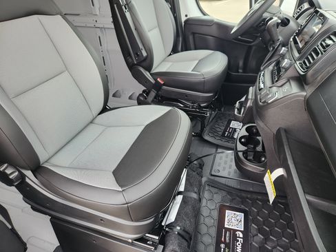 New 2026 RAM ProMaster 2500 w/ Convenience Group image 11