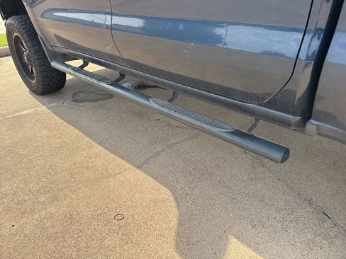 Used 2020 Chevrolet Silverado 1500 Custom w/ Custom Convenience Package RWD image 10
