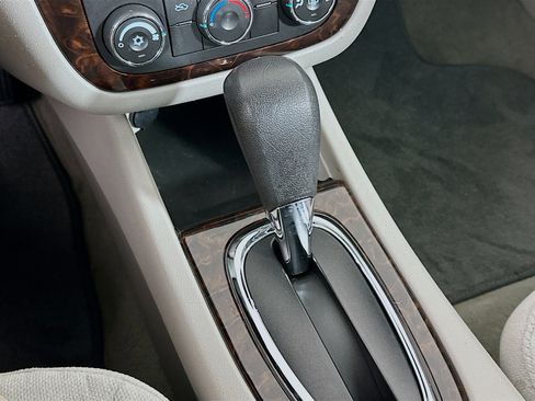 Used 2014 Chevrolet Impala Limited LS FWD image 24