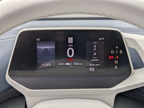 Used 2023 Volkswagen ID.4 Pro S AWD/4WD image 14