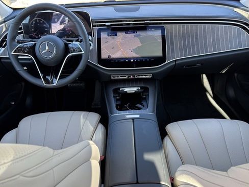 New 2026 Mercedes-Benz E 350 4MATIC Sedan image 13