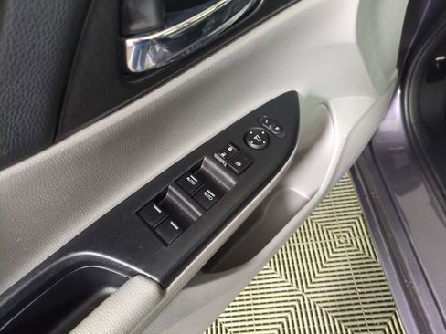 Used 2015 Honda Accord Touring image 11