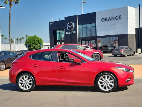 Used 2017 MAZDA MAZDA3 Touring image 33