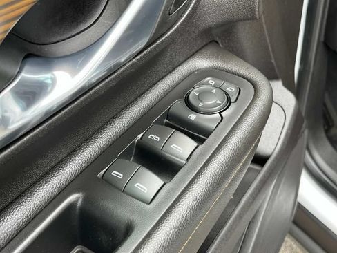 Used 2018 GMC Terrain SLE FWD image 28