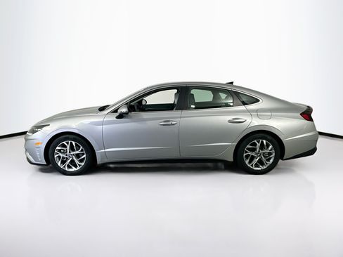 Used 2023 Hyundai Sonata SEL FWD image 8
