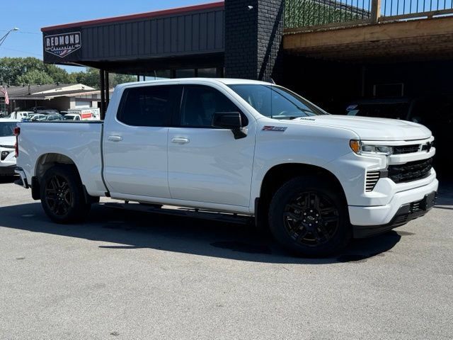 Used 2024 Chevrolet Silverado 1500 RST w/ Z71 Off-Road Package AWD/4WD image 2