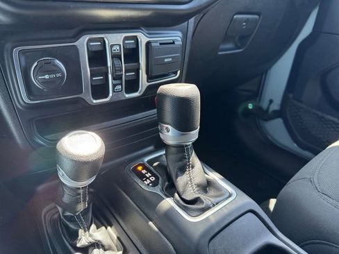 Certified 2023 Jeep Wrangler Unlimited Sahara w/ Cold Weather Group AWD/4WD image 27