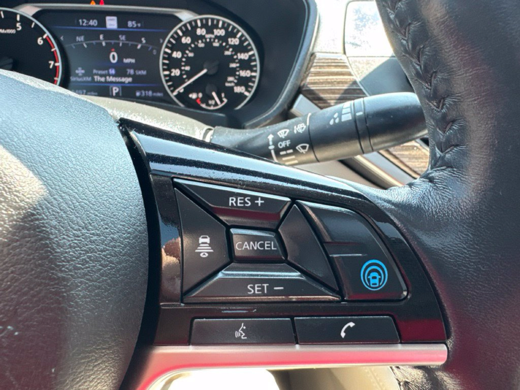 Used 2020 Nissan Altima 2.0 Platinum FWD image 16