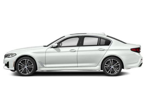 Certified 2023 BMW 540i w/ M Sport Package image 3