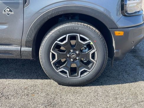 New 2025 Ford Bronco Sport Outer Banks w/ Outer Banks Tech Package+ image 17