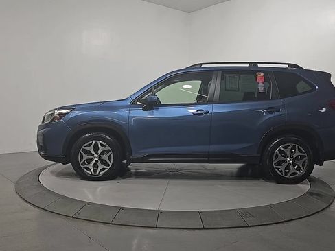 Used 2020 Subaru Forester Premium AWD/4WD image 2