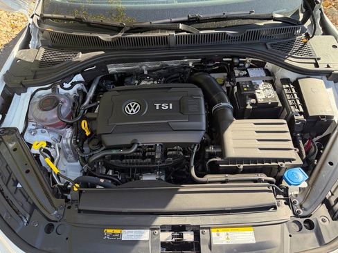 New 2026 Volkswagen Jetta GLI Autobahn FWD image 10