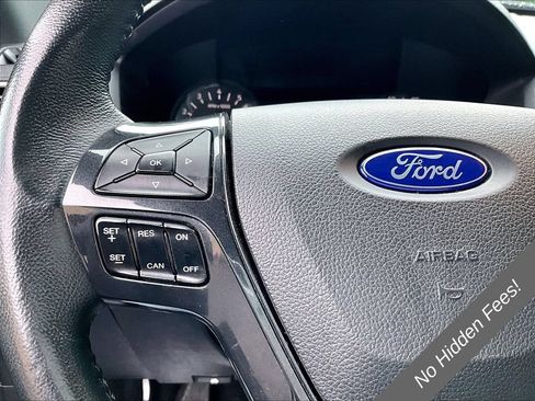 Used 2017 Ford Explorer XLT AWD/4WD image 12