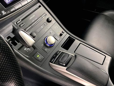 Used 2016 Lexus CT 200h image 15