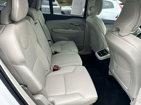 Used 2023 Volvo XC90 B5 Core w/ Climate Package AWD/4WD image 39