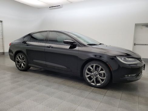 Used 2015 Chrysler 200 S w/ Navigation & Sound Group I image 11