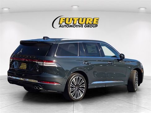 New 2025 Lincoln Aviator Black Label image 6