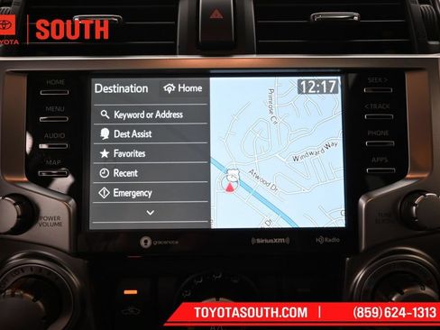 Used 2024 Toyota 4Runner SR5 Premium w/ Moonroof Package AWD/4WD image 15