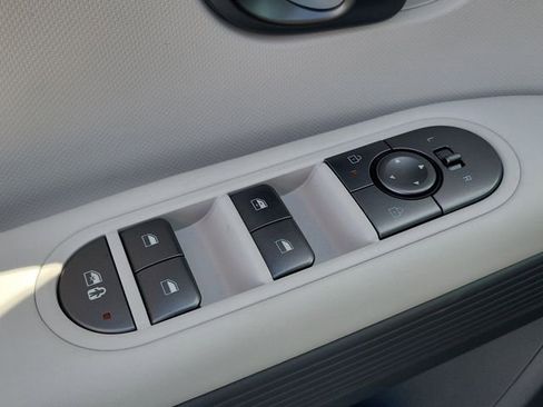 New 2026 Hyundai Ioniq 5 SE image 16