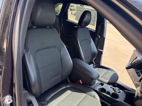 Used 2024 Ford Escape ST-Line w/ Tech Pack #1 AWD/4WD image 32