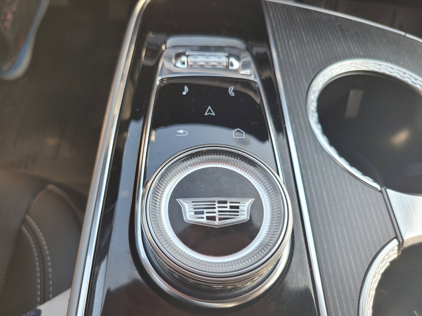 Certified 2024 Cadillac Lyriq Sport AWD/4WD image 23
