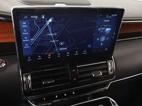 Used 2023 Lincoln Navigator L Reserve AWD/4WD image 7