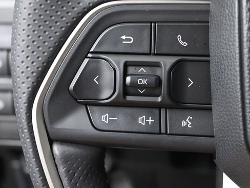 Certified 2025 Toyota 4Runner Limited AWD/4WD image 20