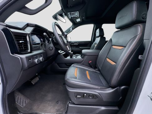 Used 2025 GMC Sierra 1500 AT4 AWD/4WD image 13