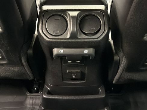 Used 2024 Jeep Wrangler High Altitude image 34