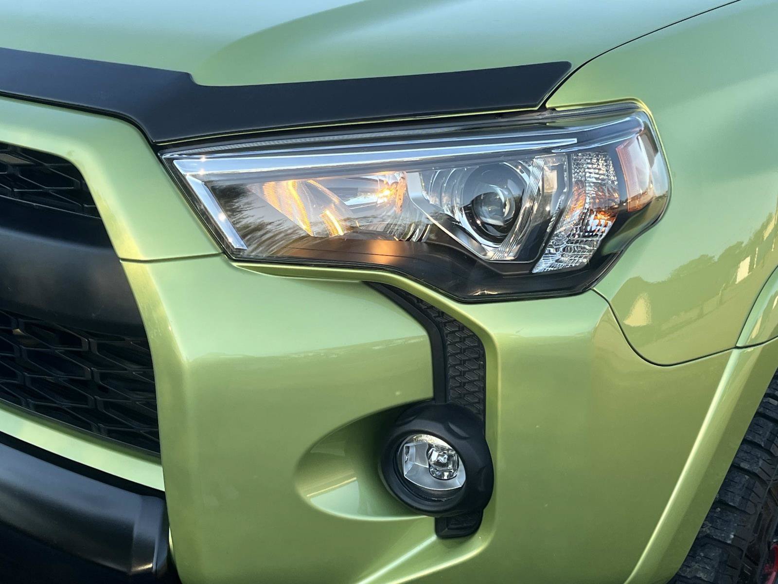 Used 2022 Toyota 4Runner TRD Pro AWD/4WD image 9