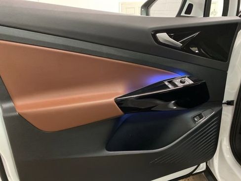 Used 2022 Volkswagen ID.4 Pro S RWD image 17