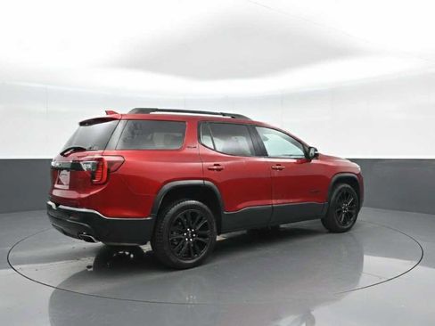 Used 2023 GMC Acadia SLE w/ Driver Convenience Package image 4