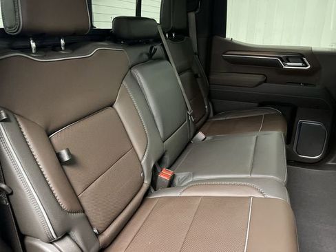 Certified 2025 GMC Sierra 1500 Denali w/ Denali Reserve Package image 28