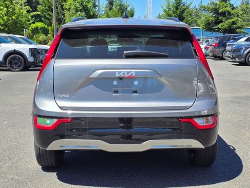 New 2026 Kia Niro Wind w/ Wind Preserve Package FWD image 4