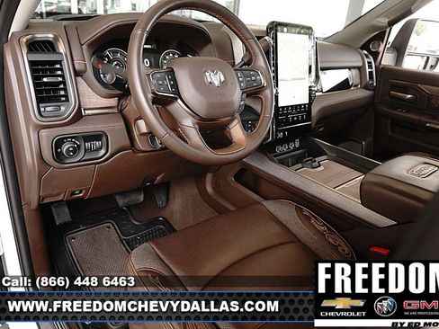 Used 2025 RAM 2500 Limited AWD/4WD image 6