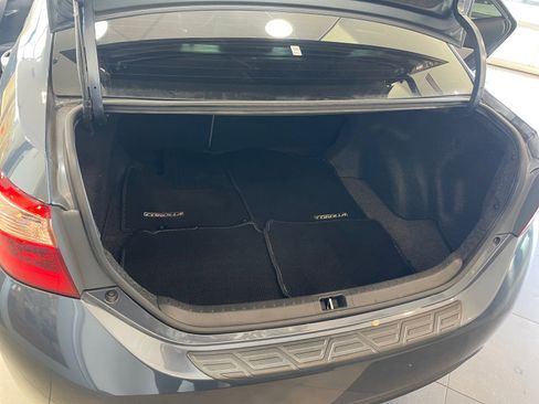 Used 2017 Toyota Corolla LE image 34