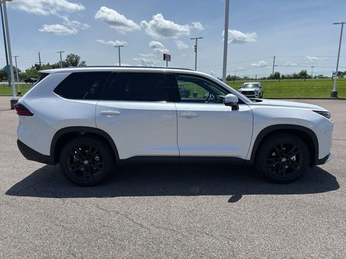 Certified 2026 Toyota Grand Highlander AWD Hybrid image 6