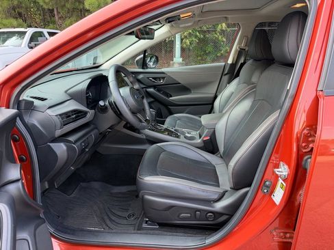 Used 2024 Subaru Crosstrek 2.5i Limited AWD/4WD image 9