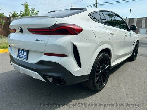 Used 2022 BMW X6 xDrive40i w/ Executive Package AWD/4WD image 9