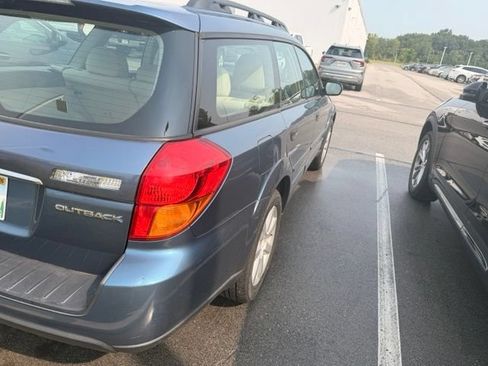 Used 2006 Subaru Outback 2.5i AWD/4WD image 4