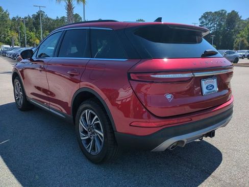 Used 2025 Lincoln Corsair AWD w/ Equipment Group 101A image 6