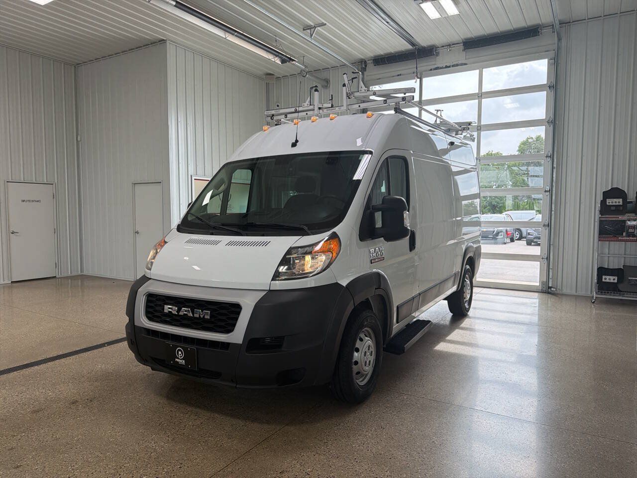 Used 2021 RAM ProMaster 1500 FWD image 2