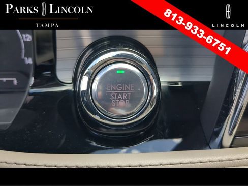 Certified 2020 Lincoln Corsair FWD w/ Rear Removable Package Tray image 29