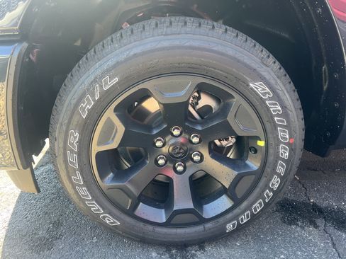 New 2026 RAM 1500 Big Horn AWD/4WD image 5