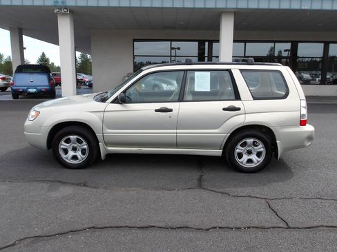 Used 2007 Subaru Forester 2.5X w/ Popular Equipment Group 1G AWD/4WD image 2