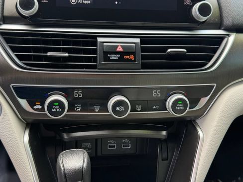 Used 2021 Honda Accord LX image 22
