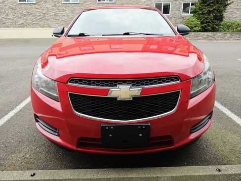 Used 2014 Chevrolet Cruze LS FWD image 8