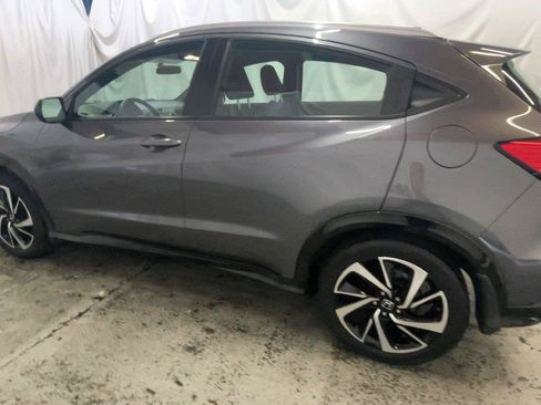 Used 2019 Honda HR-V Sport image 12